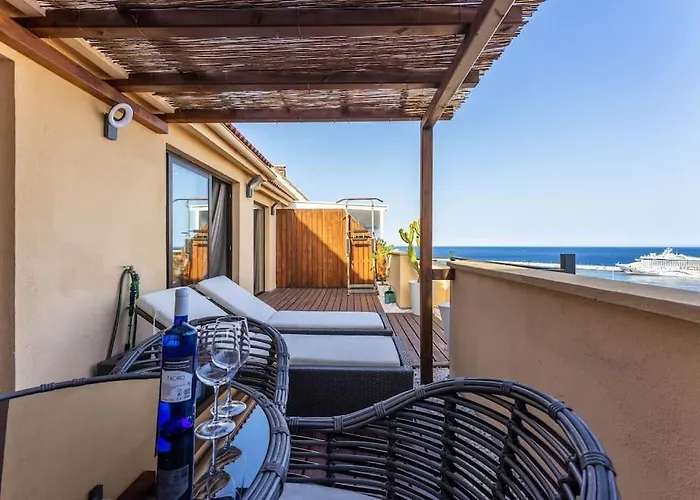 Atico Deluxe Monaco 139 *