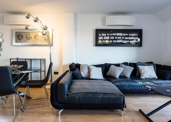 Atico Deluxe Monaco 139 Apartman