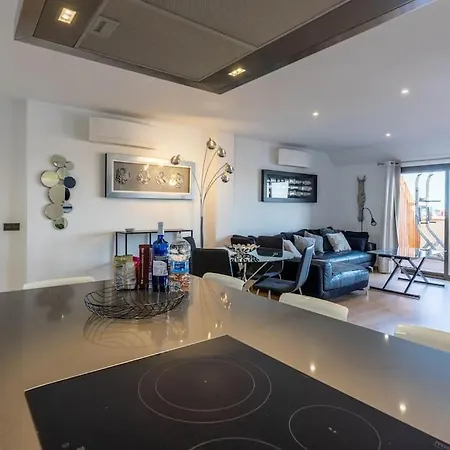 Atico Deluxe Monaco 139